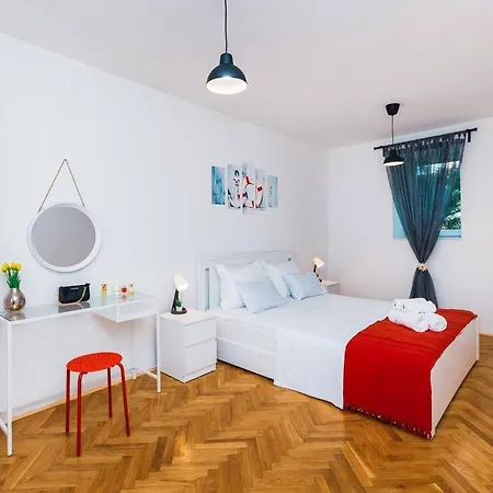 Immaculate 3-bed In